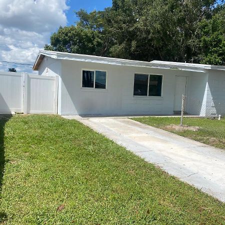 Apartament Dan G Tampa Zewnętrze zdjęcie